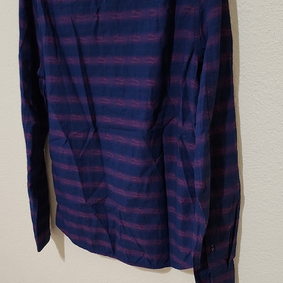 Buffalo David Bitton Blue and Purple Casual Button Down Shirt - Picture 11 of 11